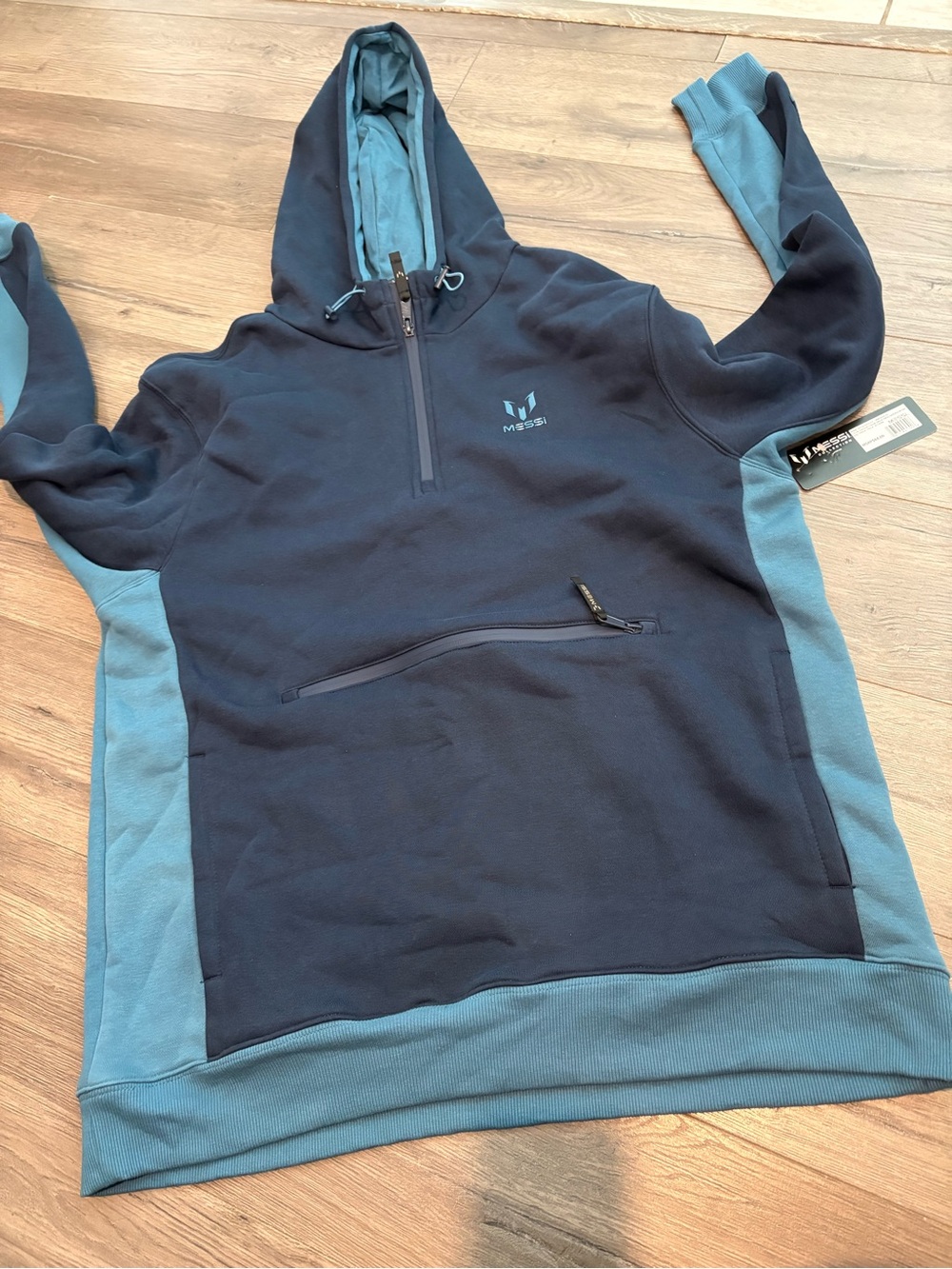 Men’s Messi Hoodie Size XL